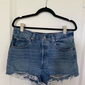 Levi’s 501 High Rise Shorts Size 31